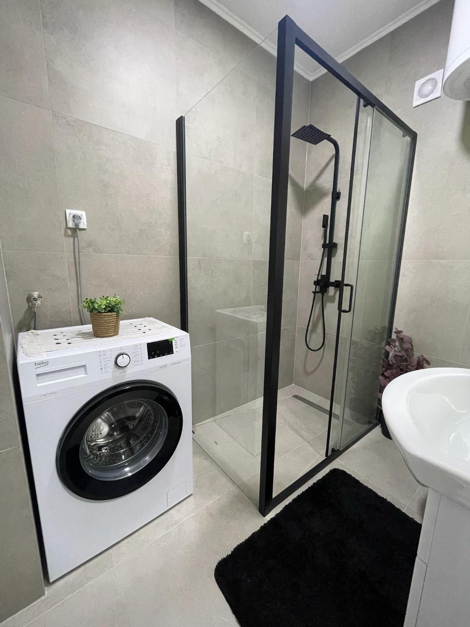 Apartman Avenia Novi Sad Eksteriør billede
