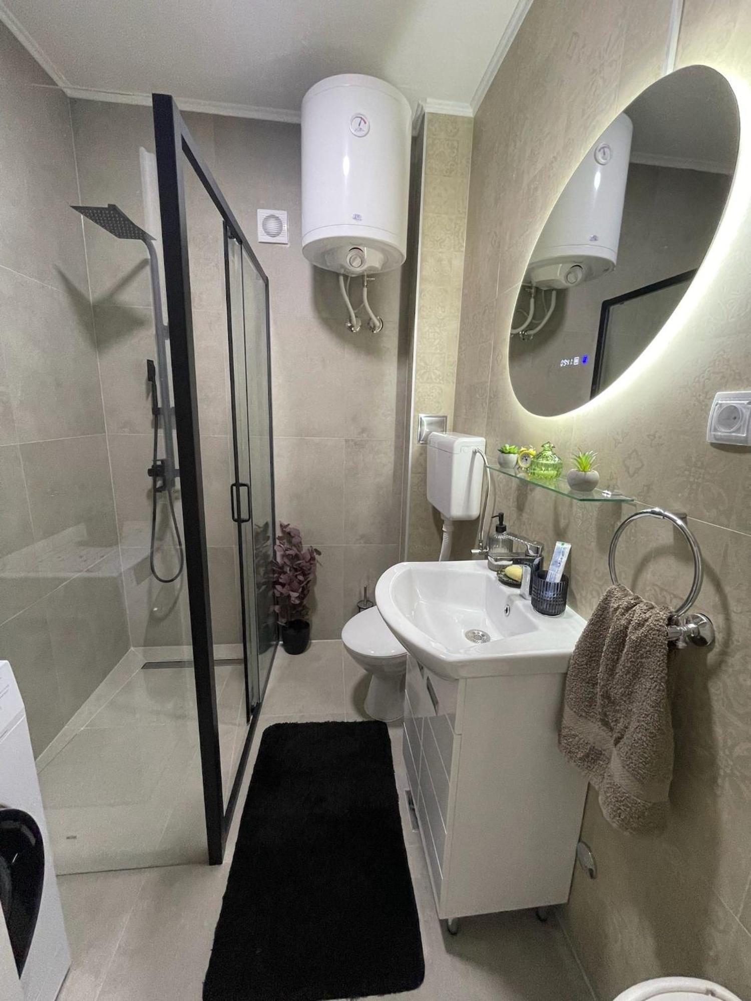 Apartman Avenia Novi Sad Eksteriør billede